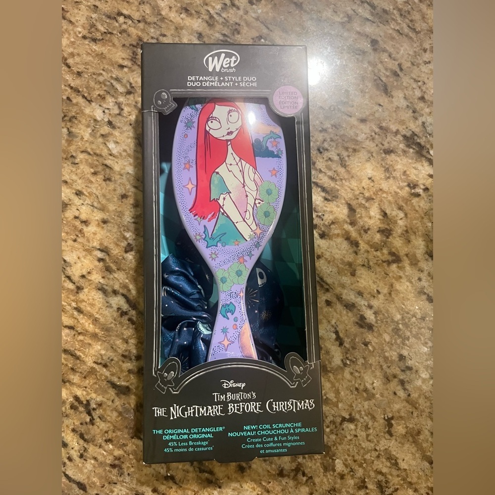 Wet Brush Nightmare Before Christmas Sally Detangling Hair Brush